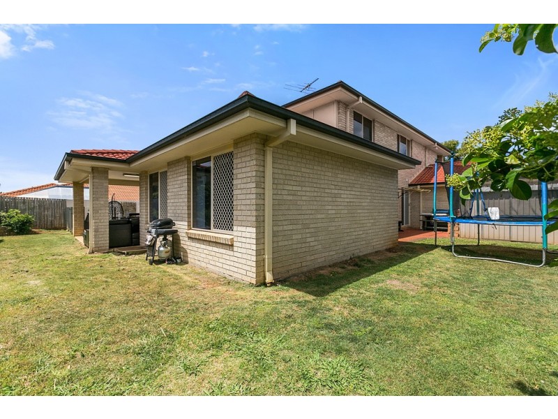 4 Brampton Close, Redland Bay QLD 4165