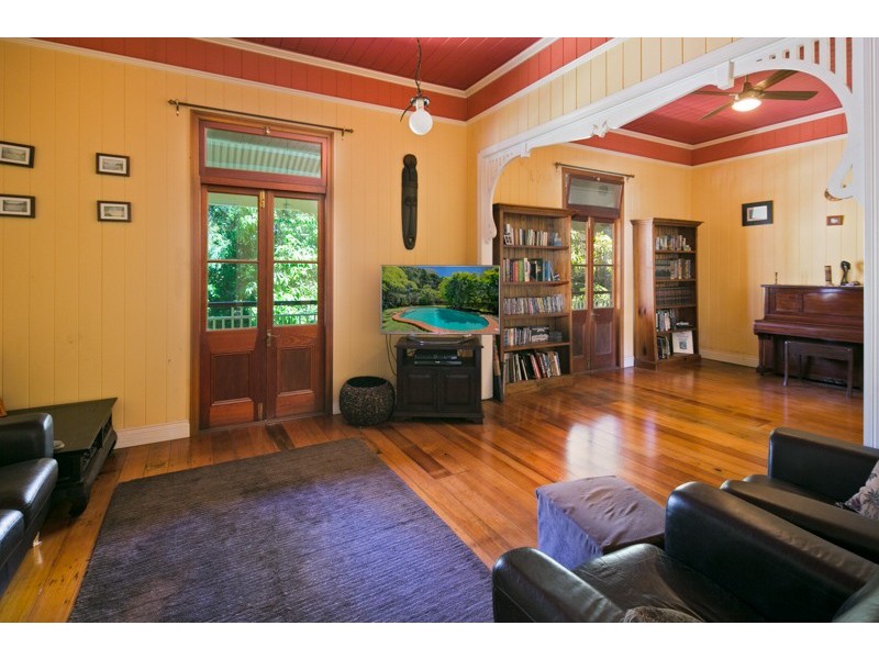 26-28 Thorn Street, Ormiston QLD 4160