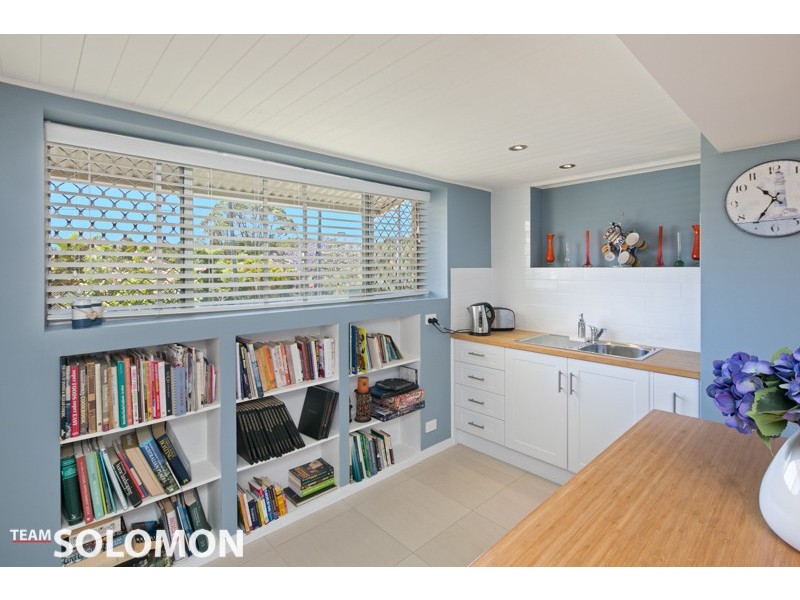 21 Boronia Street, Redland Bay QLD 4165