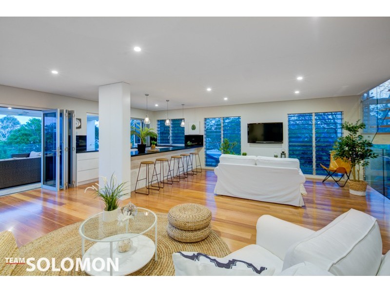 17 Cleveland Terrace, Ormiston QLD 4160