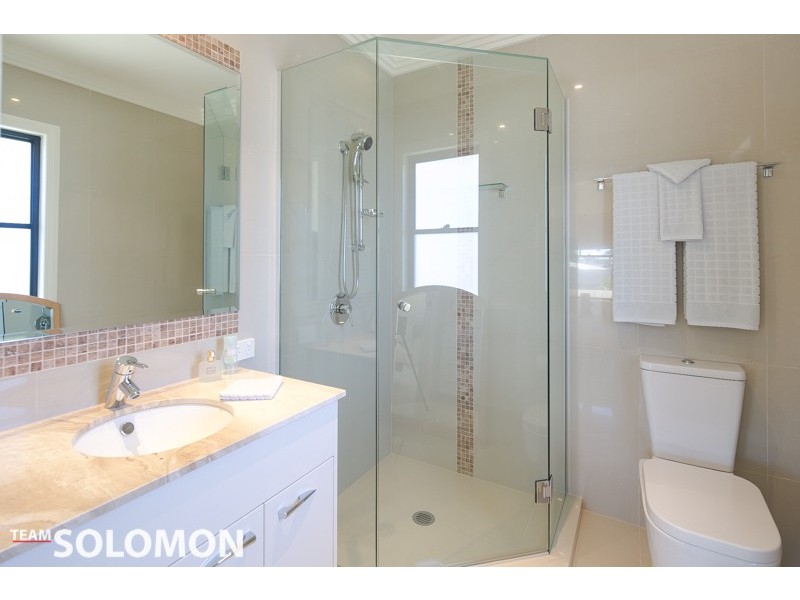 37 Marina Parade, Jacobs Well QLD 4208