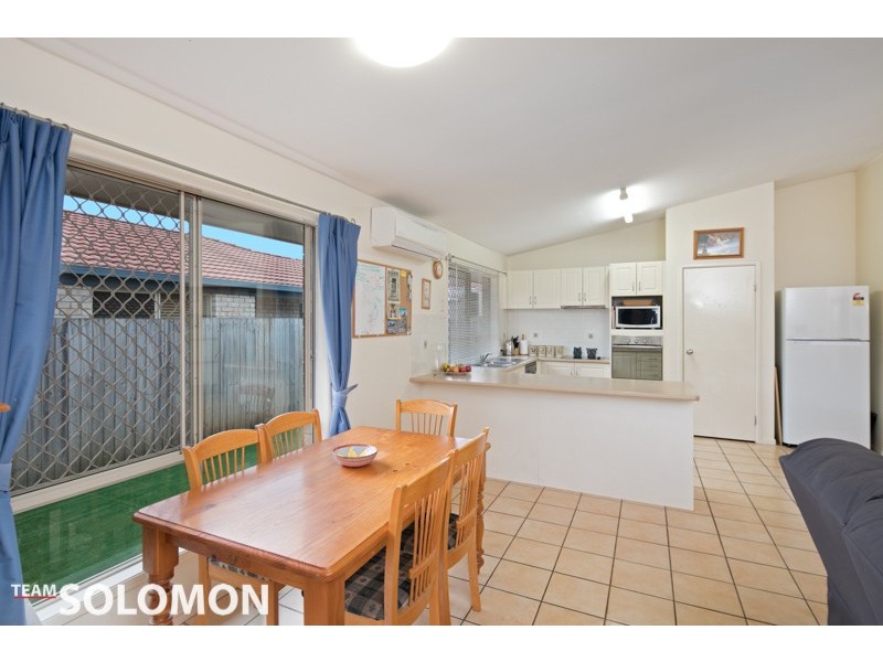 11 Spinnaker Circuit, Redland Bay QLD 4165