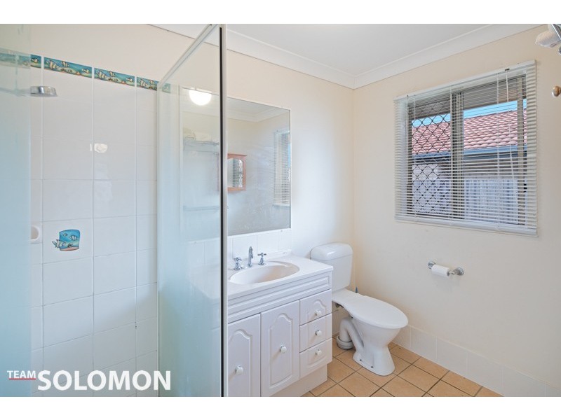 11 Spinnaker Circuit, Redland Bay QLD 4165