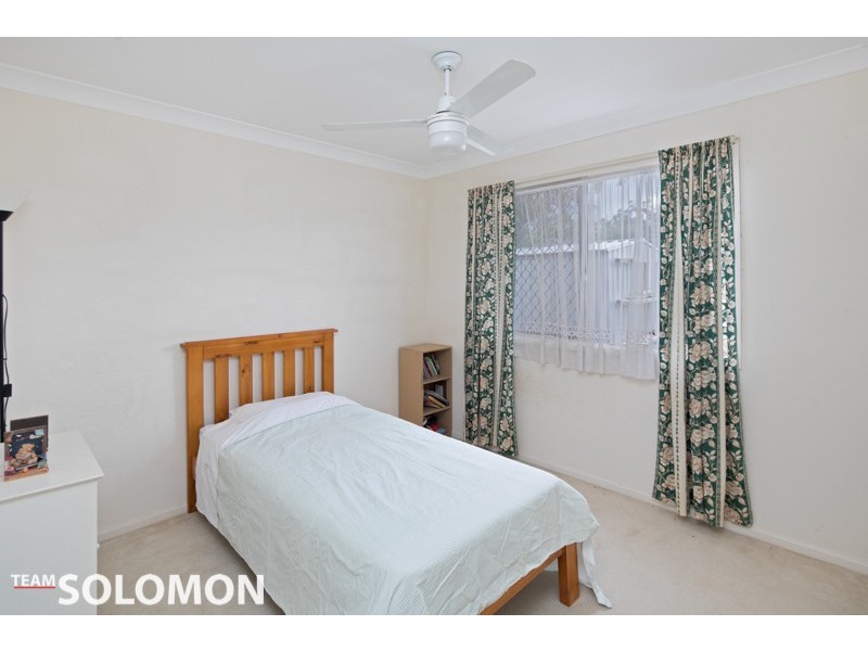 11 Spinnaker Circuit, Redland Bay QLD 4165