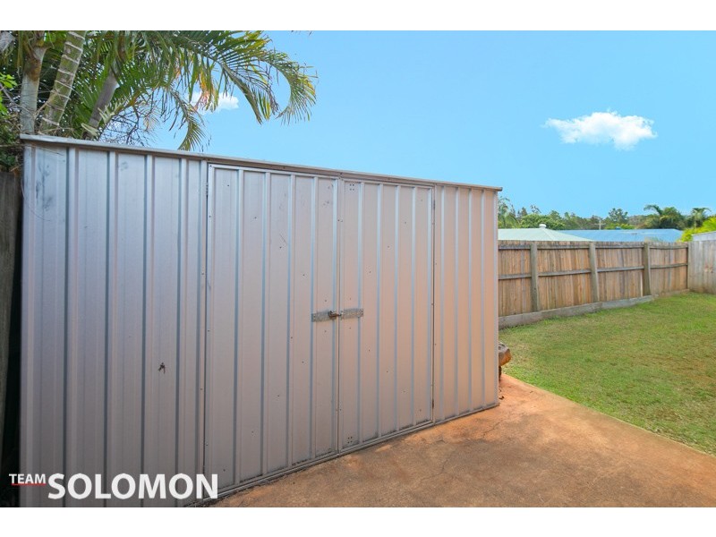 11 Spinnaker Circuit, Redland Bay QLD 4165