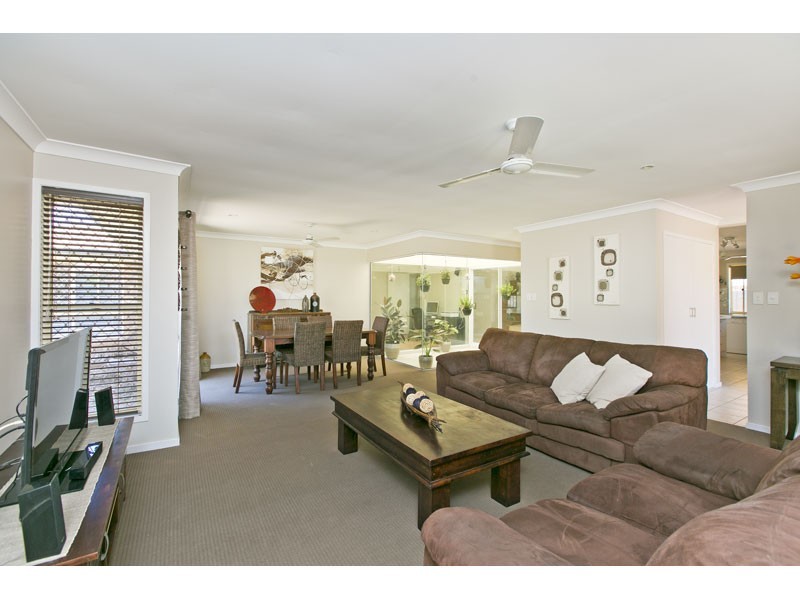 6 Burgundy Crs, Thornlands QLD 4164