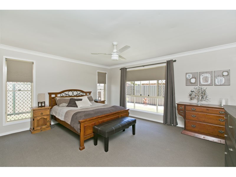 6 Burgundy Crs, Thornlands QLD 4164