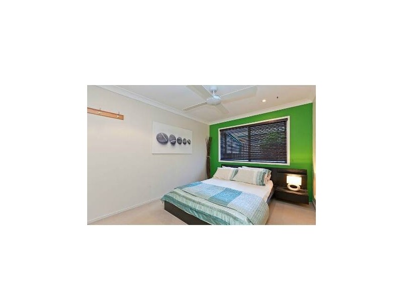 21 Seagull Street, Victoria Point QLD 4165