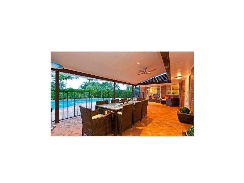 21 Seagull Street, Victoria Point QLD 4165