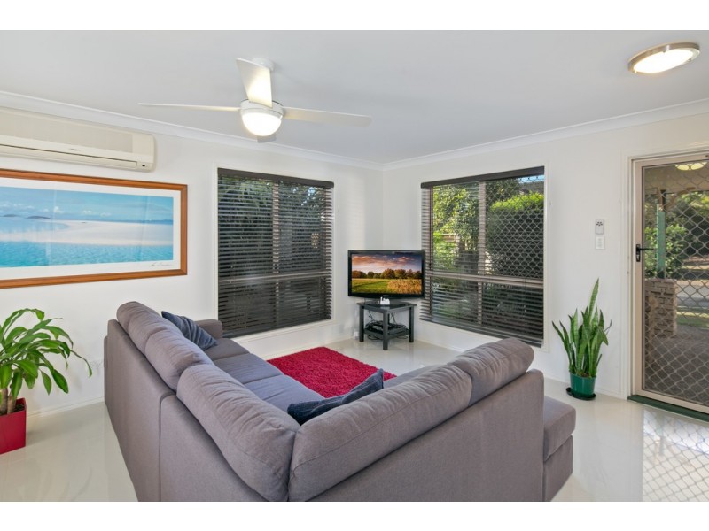 2/2 Denison Court, Capalaba QLD 4157