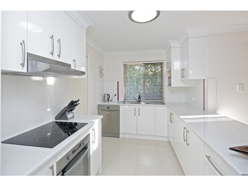 2/2 Denison Court, Capalaba QLD 4157