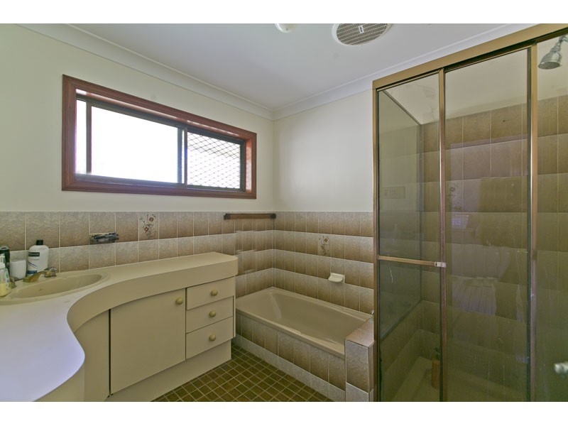 16 Dell Street, Cleveland QLD 4163