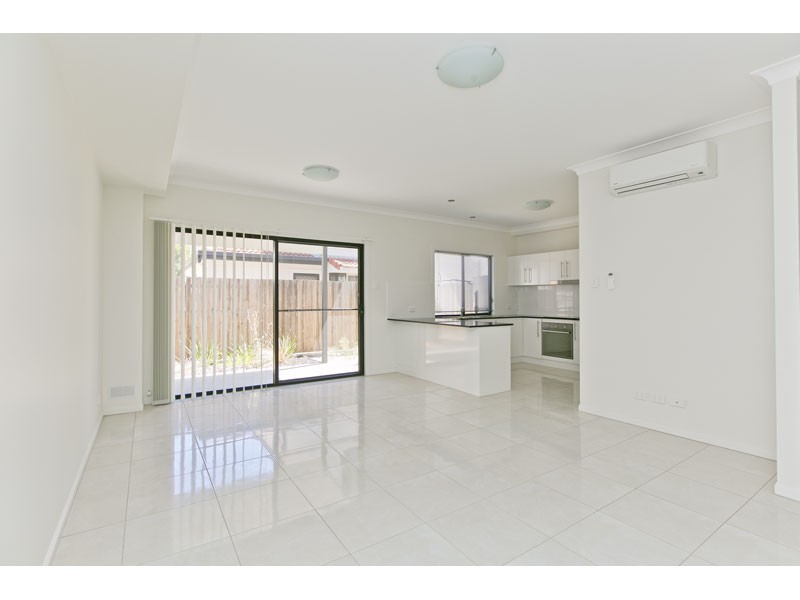 8/21-23 Island Street, Cleveland QLD 4163