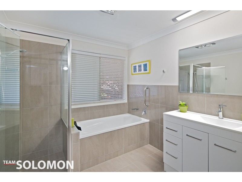 30 Spurs Drive, Wellington Point QLD 4160