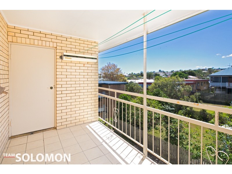 4/74 Henry Street, Greenslopes QLD 4120