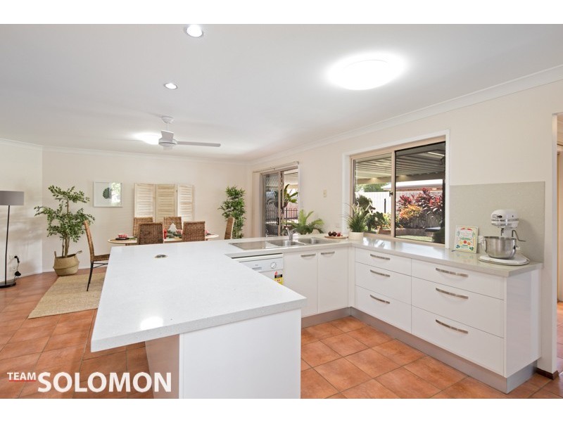 42 Seagull Street, Victoria Point QLD 4165