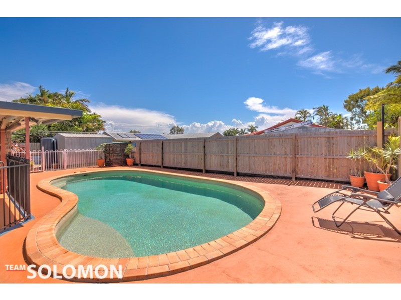 42 Seagull Street, Victoria Point QLD 4165