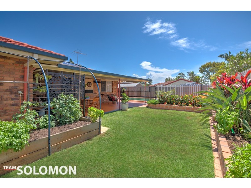 42 Seagull Street, Victoria Point QLD 4165