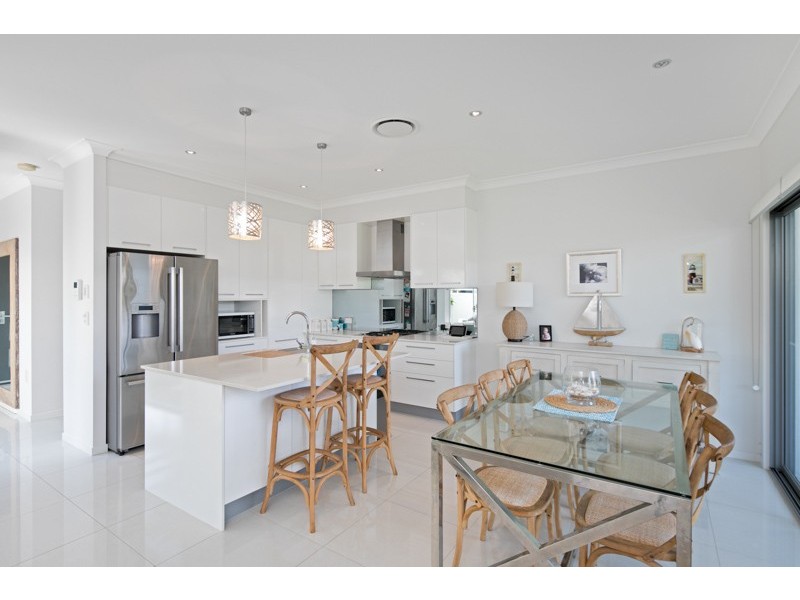 23/92-94 Sturgeon Street, Ormiston QLD 4160