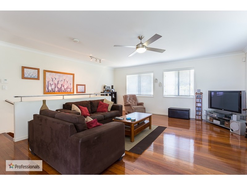7 Makaha Drive, Birkdale QLD 4159