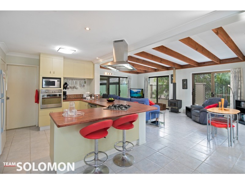 223 Main Street, Redland Bay QLD 4165