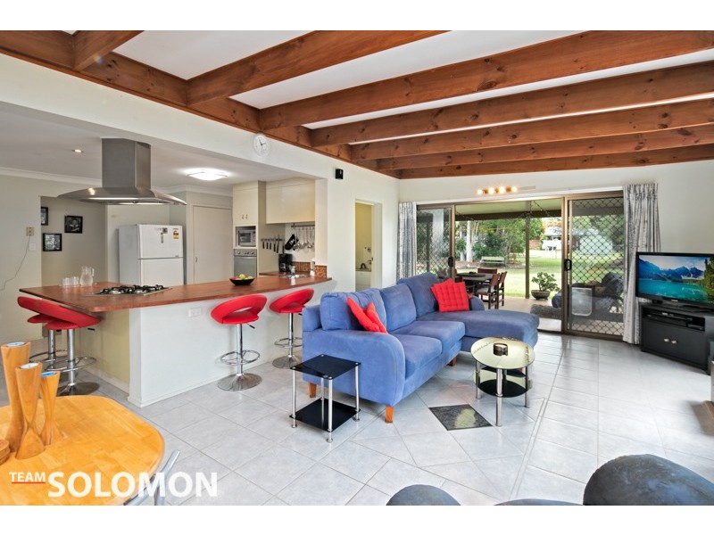 223 Main Street, Redland Bay QLD 4165