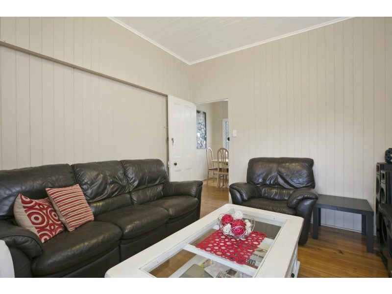 47-49 Gordon Road, Redland Bay QLD 4165