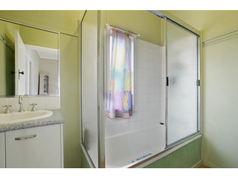 47-49 Gordon Road, Redland Bay QLD 4165