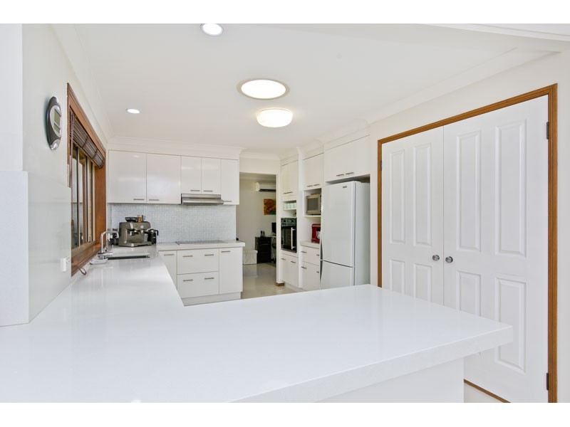 3 Burgess Court, Wellington Point QLD 4160