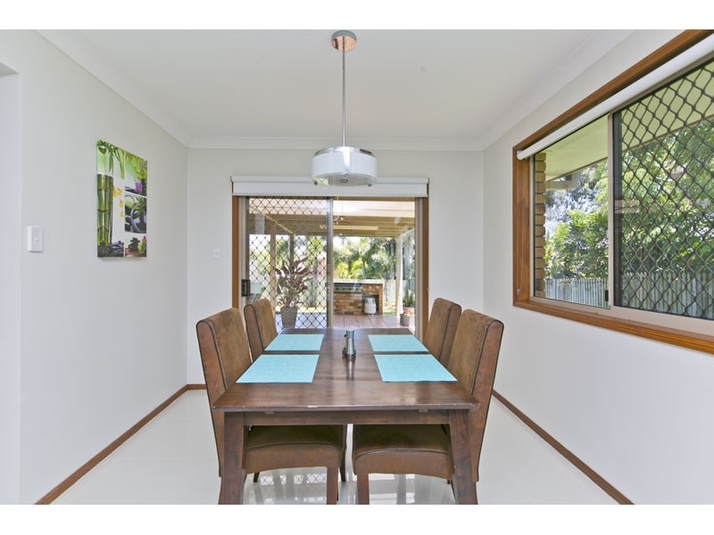 3 Burgess Court, Wellington Point QLD 4160