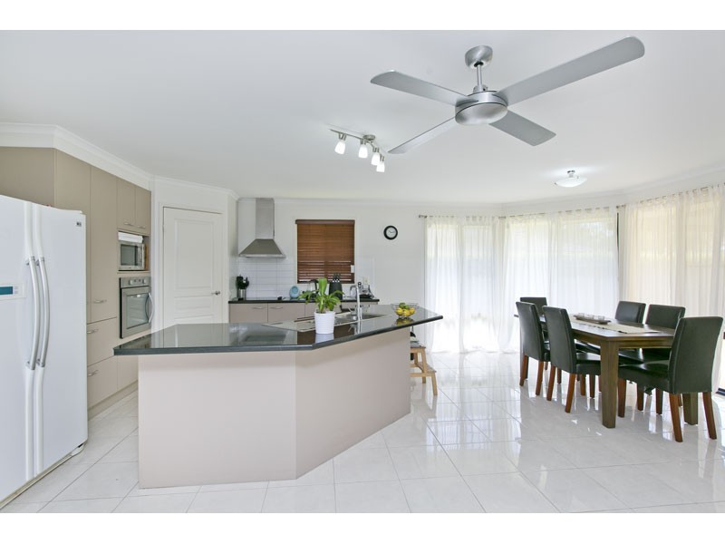 33 Celsa Street, Wellington Point QLD 4160