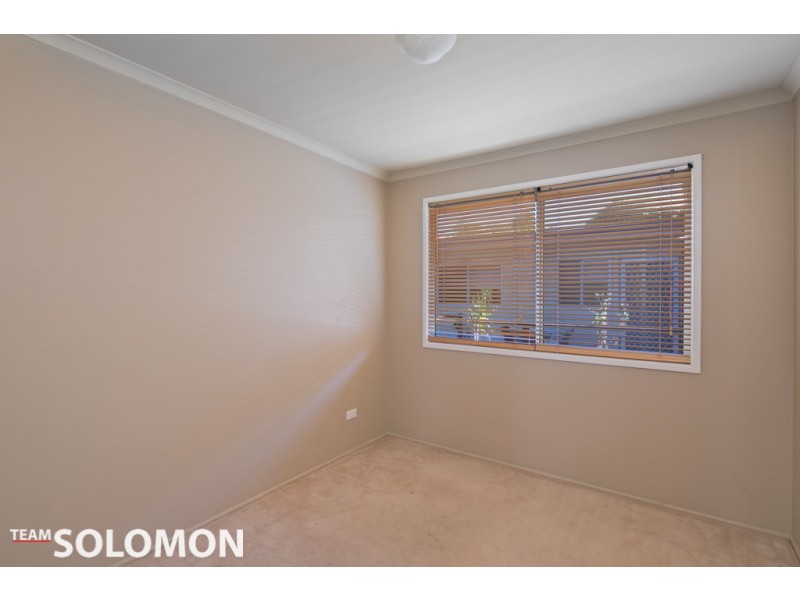 62 Elizabeth Street, Coochiemudlo Island QLD 4184