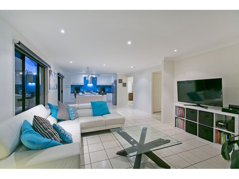 43 Waterville Drive, Thornlands QLD 4164