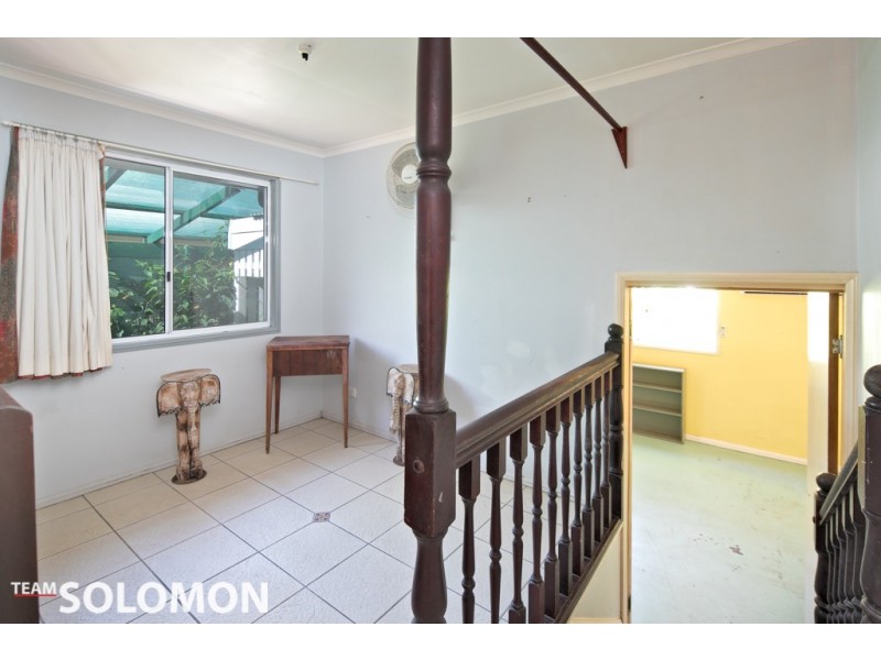 3 Moonah Street, Coochiemudlo Island QLD 4184