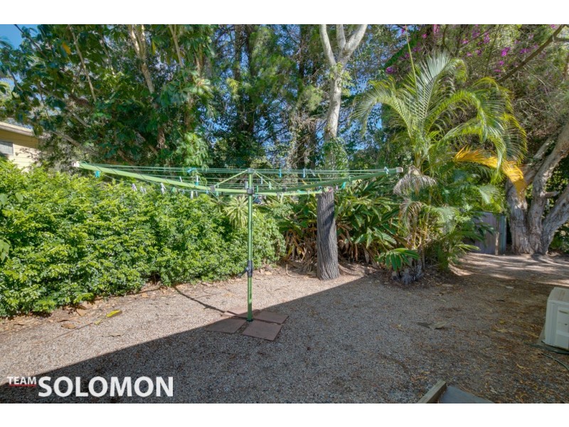 3 Moonah Street, Coochiemudlo Island QLD 4184