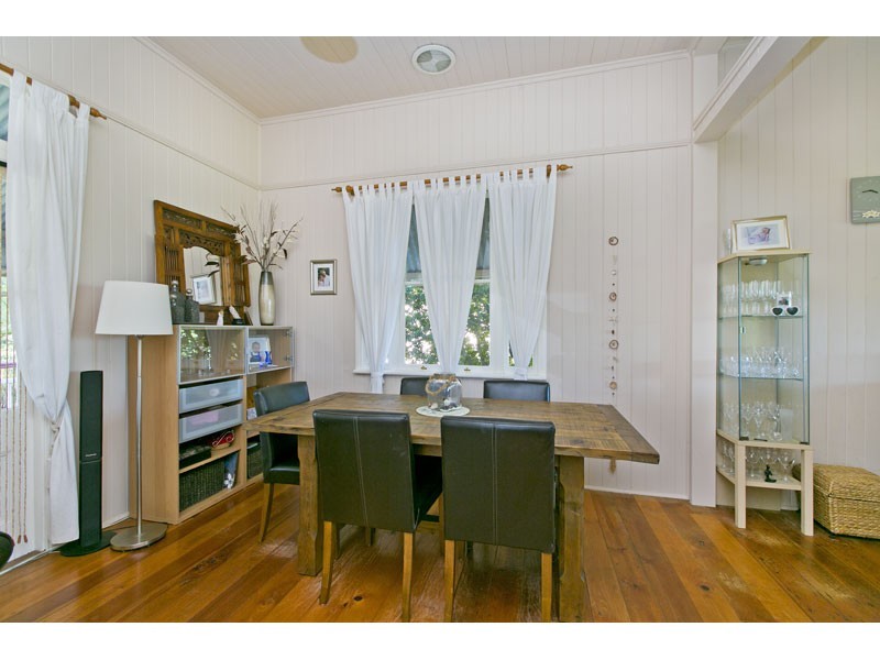 141 Russell Street, Cleveland QLD 4163