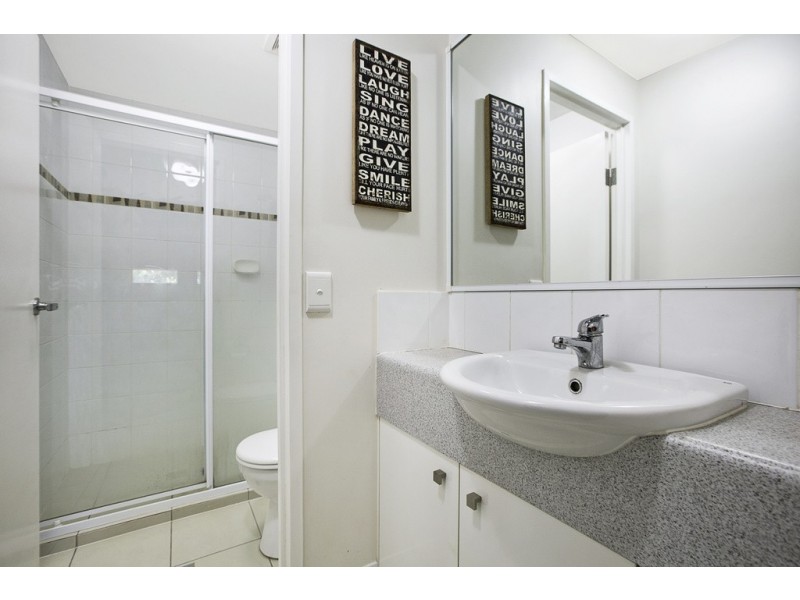1/7-13 Shore Street East, Cleveland QLD 4163