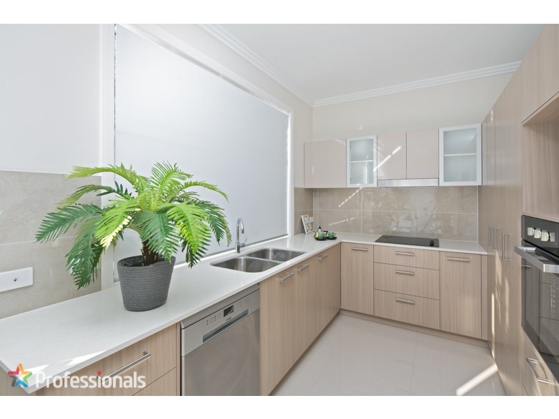 2/21 Passage Street, Cleveland QLD 4163