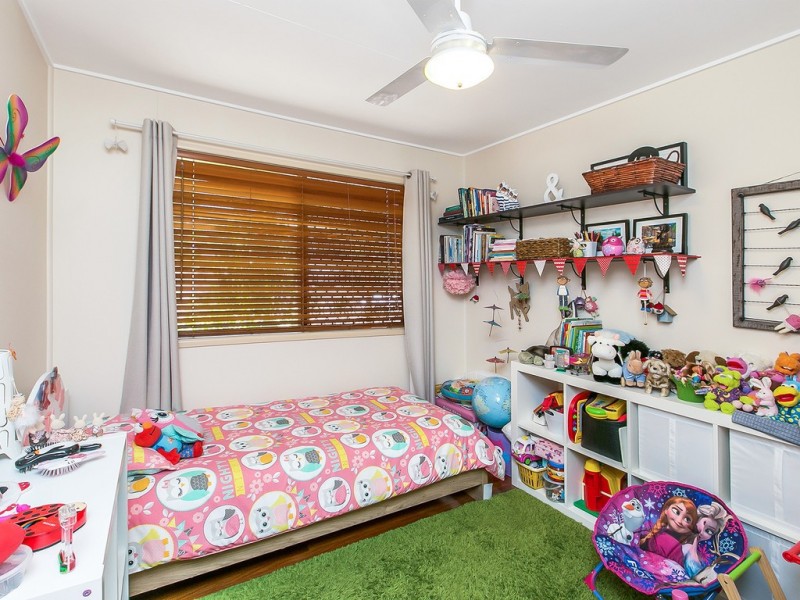 100 Fegen Drive, Moorooka QLD 4105