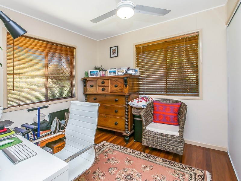 100 Fegen Drive, Moorooka QLD 4105