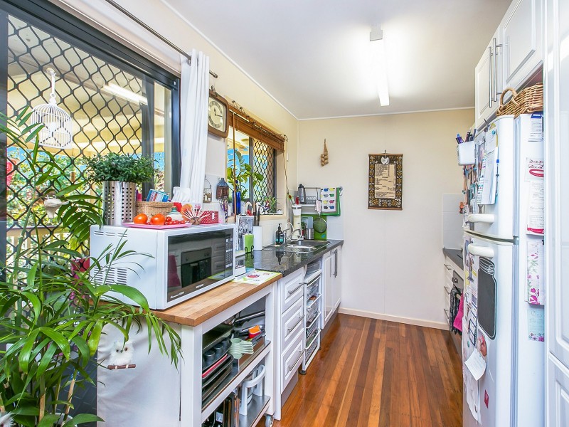 100 Fegen Drive, Moorooka QLD 4105