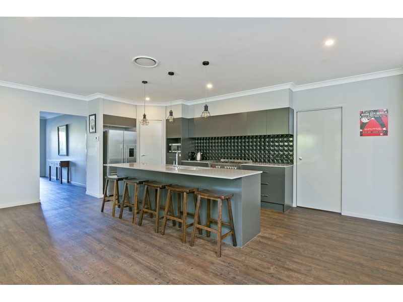 16 Duchess Place, Cleveland QLD 4163