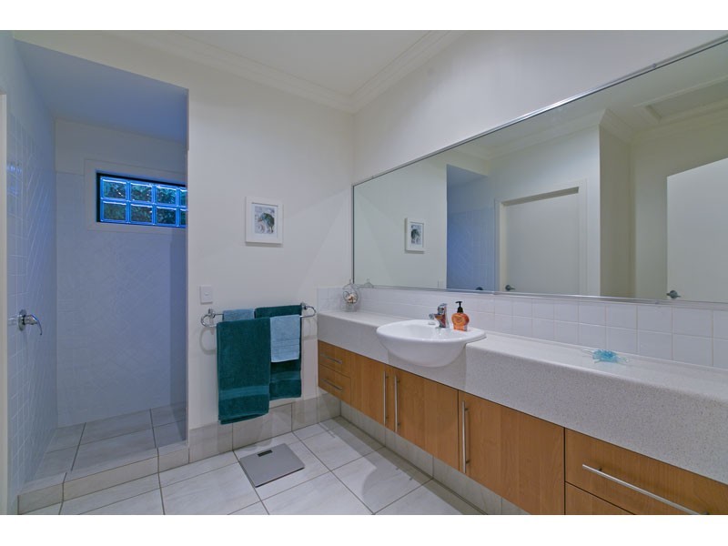 44 Attenborough Circuit, Redland Bay QLD 4165