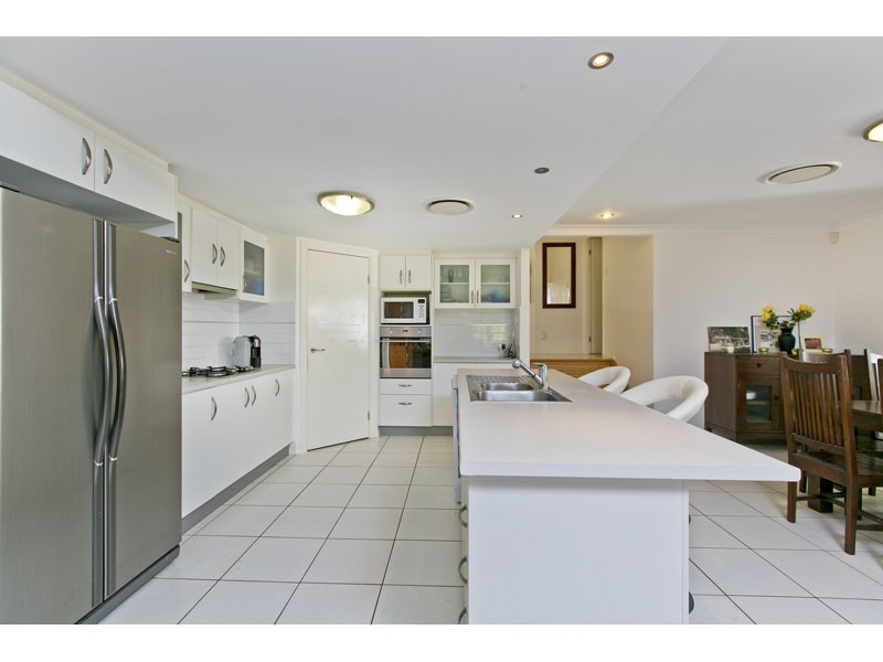 128 Beach Street, Cleveland QLD 4163