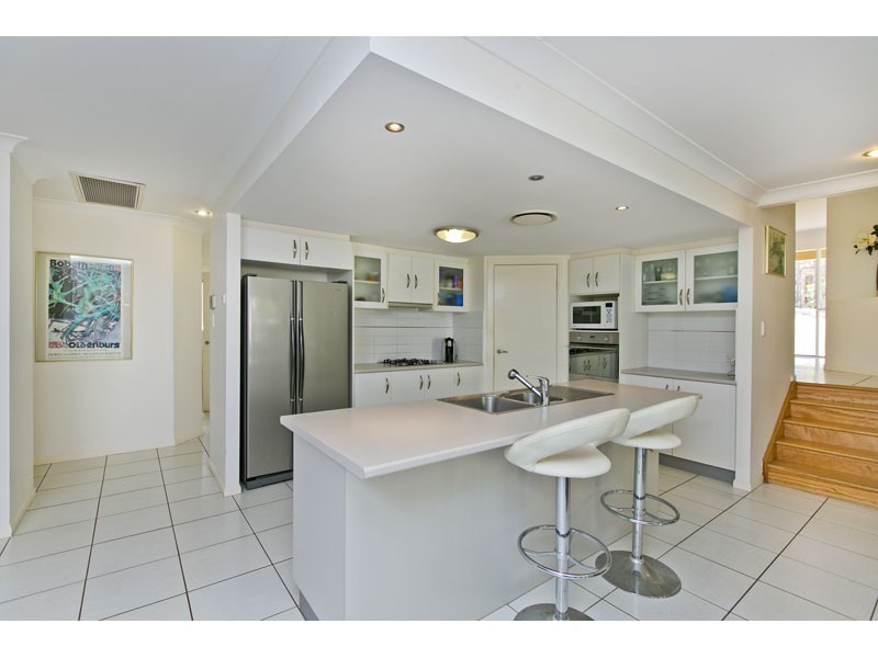 128 Beach Street, Cleveland QLD 4163