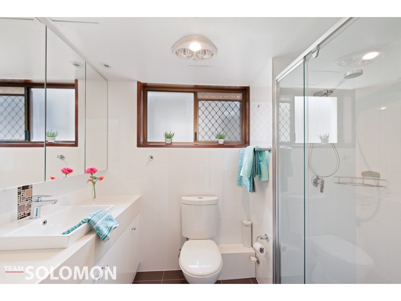 2/115 Shore Street North, Cleveland QLD 4163