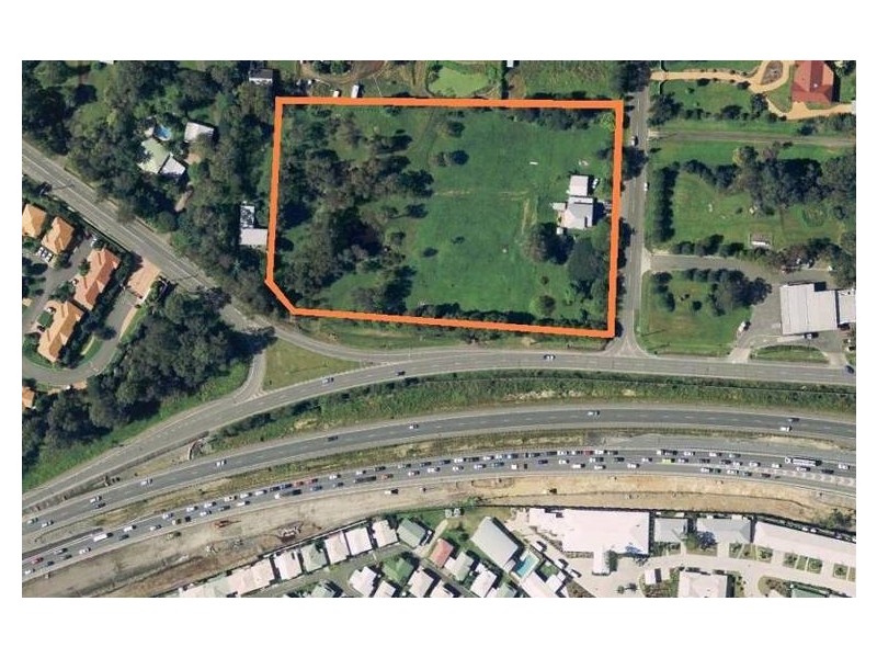 8 London Road, Belmont QLD 4153