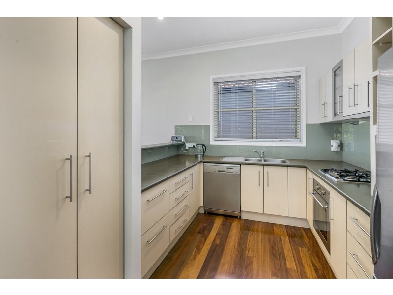 8 George Street, Ormiston QLD 4160