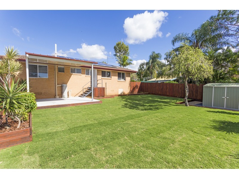 223 Railway Parade, Thorneside QLD 4158