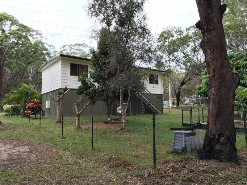 250 Centre Road, Russell Island QLD 4184